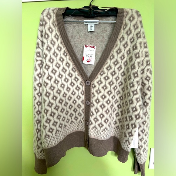 Oversized Sweater - Picture 2 of 7